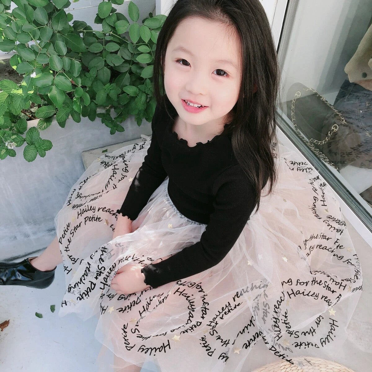 Girls' dresses - MANDOTOS INTERNATIONAL0