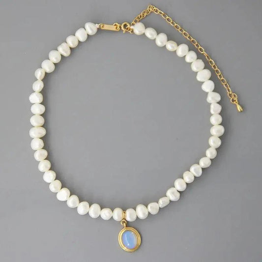 Round Medal Pearl Necklace Irregular Pearl - MANDOTOS
