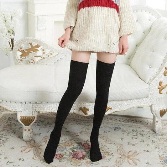 Women's Fashion Solid Color Warm Knee-high Socks - MANDOTOS
