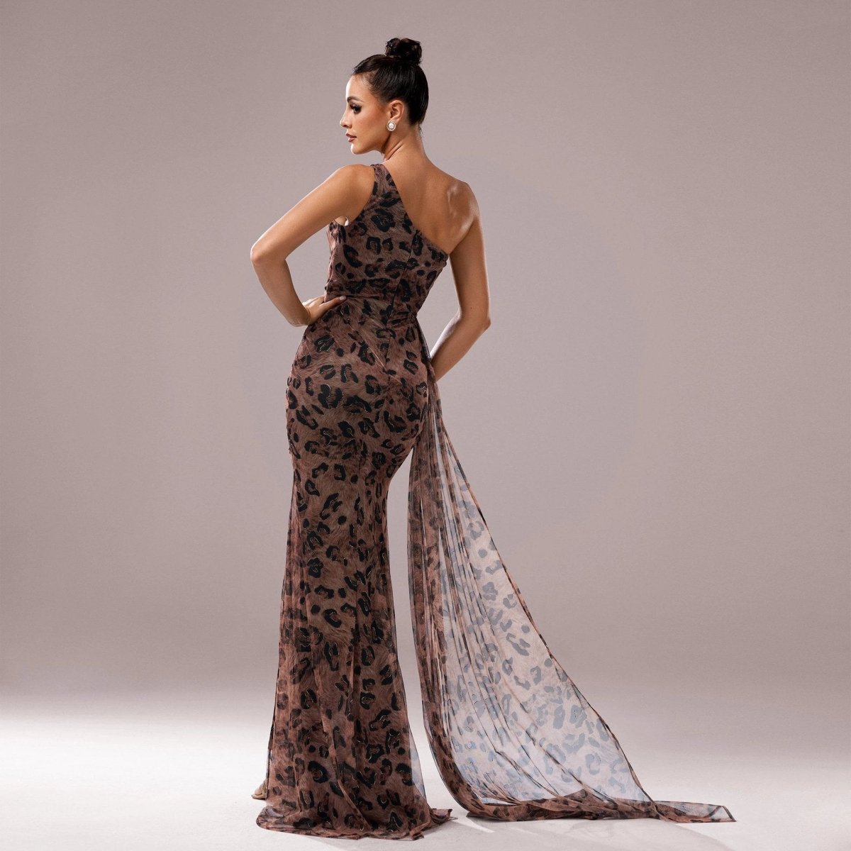 One-shoulder Diagonal Collar Leopard Sequined Evening Dress MANDOTOS