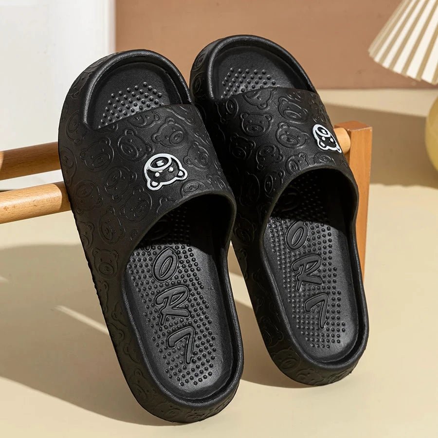 Summer Fashion Men's Slippers Printting Little Bear Sandals Indoor Bathroom Non-slip Soft Women Dormitory Casual Shoes Couple MANDOTOS