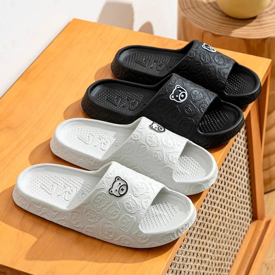 Summer Fashion Men's Slippers Printting Little Bear Sandals Indoor Bathroom Non-slip Soft Women Dormitory Casual Shoes Couple MANDOTOS