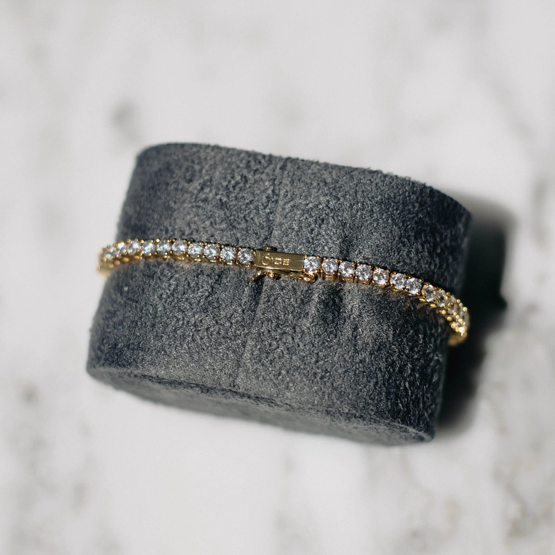 18K Gold Plated Zircon Tennis Bracelet - MANDOTOS