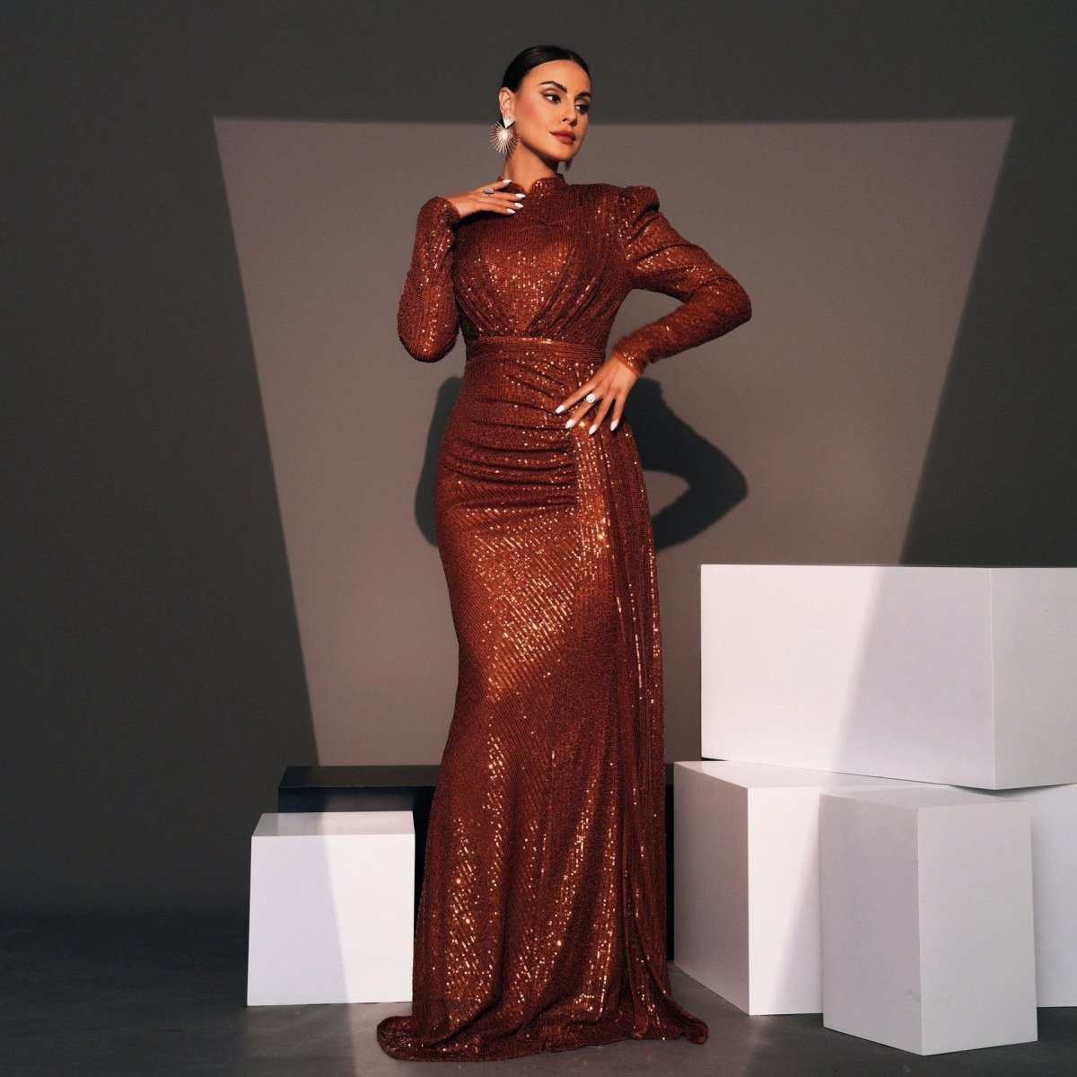 Long Sleeve Round Neck Sexy Slim Long Sequined Banquet Dress MANDOTOS