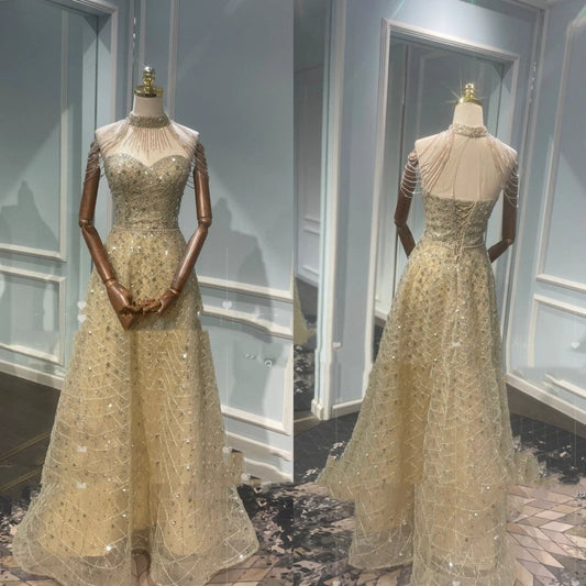 Mandotos golden neck hanging light luxury evening dress with elegant design and stylish details for special occasions.