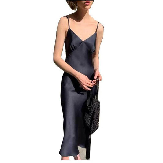 Long swing skirt with collage stitching in sweet plain pattern, made of polyester fiber, by MANDOTOS.