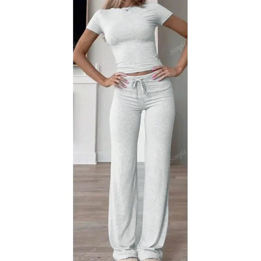 Mandotos casual solid 2-piece T-shirt and pants set featuring a comfortable fit and simple design for everyday wear.
