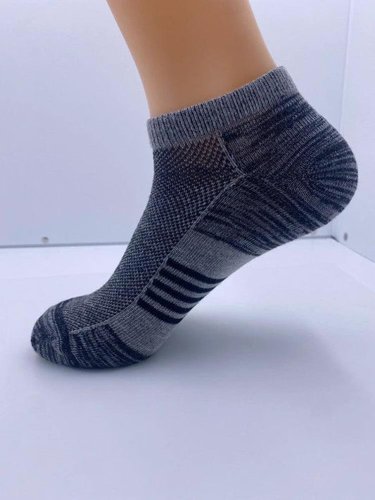 Mandotos durable sports socks in a pack of 12, featuring breathable, ankle and invisible styles for daily comfort.