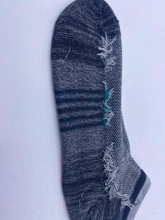 Mandotos durable sports socks, 12 pairs of breathable ankle and invisible styles for daily comfort and active wear.