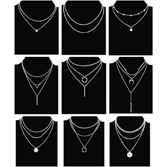 Mandotos International retro geometric pendant necklace featuring bold shapes, perfect for trendy travel dates and stylish accessories.