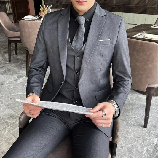Mandotos International men's formal suit with blazer, vest, and pants in S-9XL size, ideal for business or formal occasions.