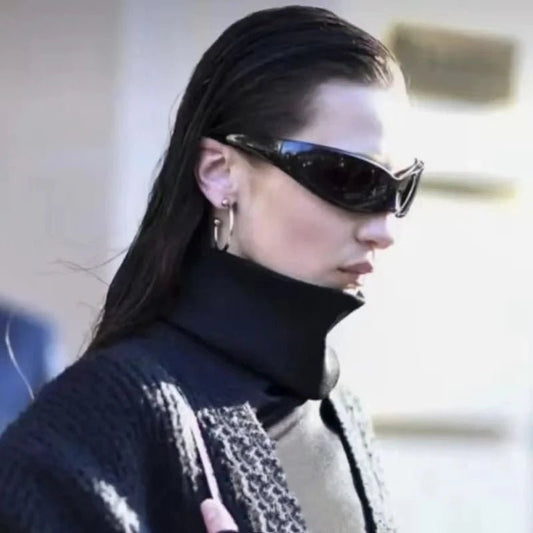 Mandotos International trendy Y2K male and female sunglasses with minimalist eagle mouth design for 2024 fashion.