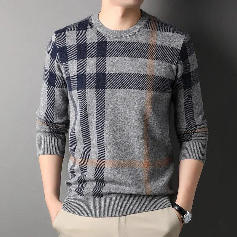 Mandotos men's knitwear casual crew neck sweater, lightweight top with long sleeves and ribbed cuffs, ideal for everyday wear.