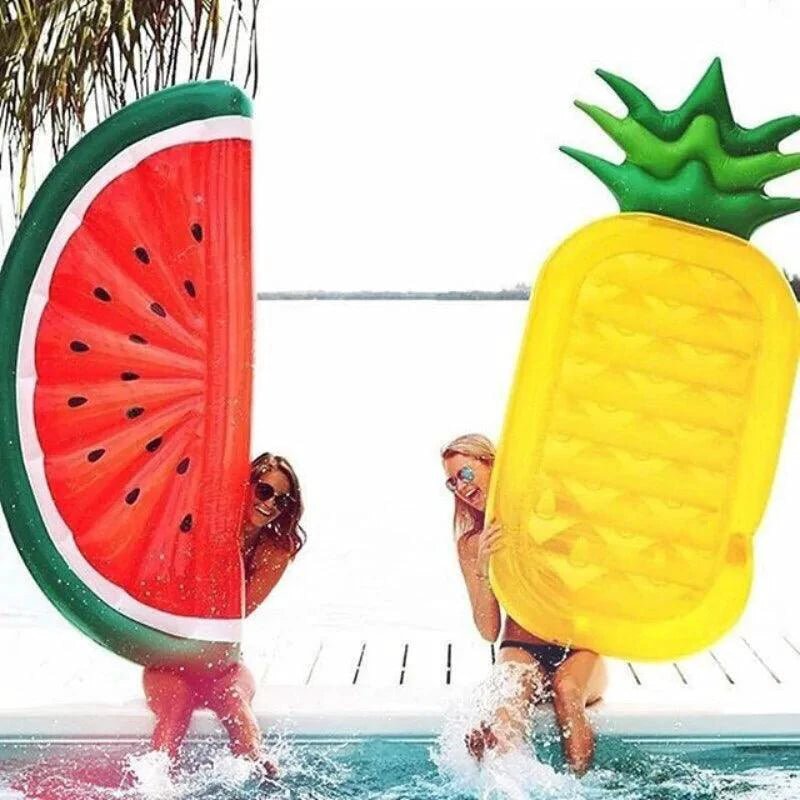 Mega Pool Party Float - MANDOTOS