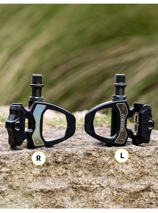 Mandotos ONIRII PD-06 Carbon Lock Pedals for cycling, featuring lightweight design and secure locking mechanism.