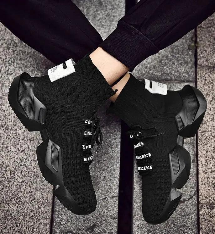 Mandotos men's large size casual sports shoes with trendy sock-style design and athletic features, suitable for everyday wear.