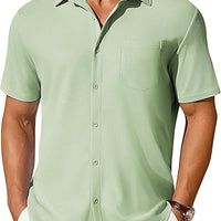 Men's short-sleeve wrinkle-resistant button-up shirt in light green with chest pocket