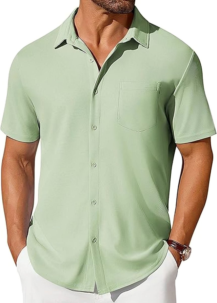 Men's short-sleeve wrinkle-resistant button-up shirt in light green with chest pocket