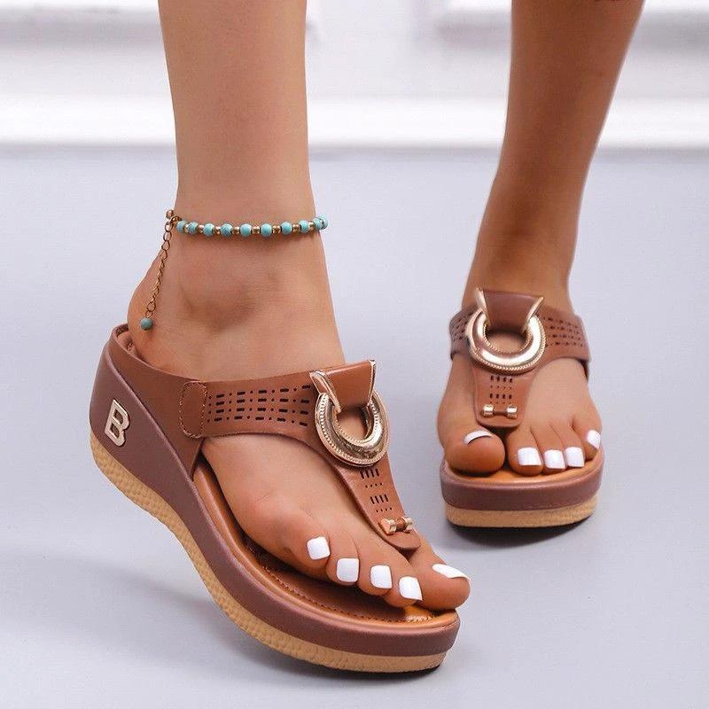 Chic Beach Thong Wedge Heel Sandals - MANDOTOS