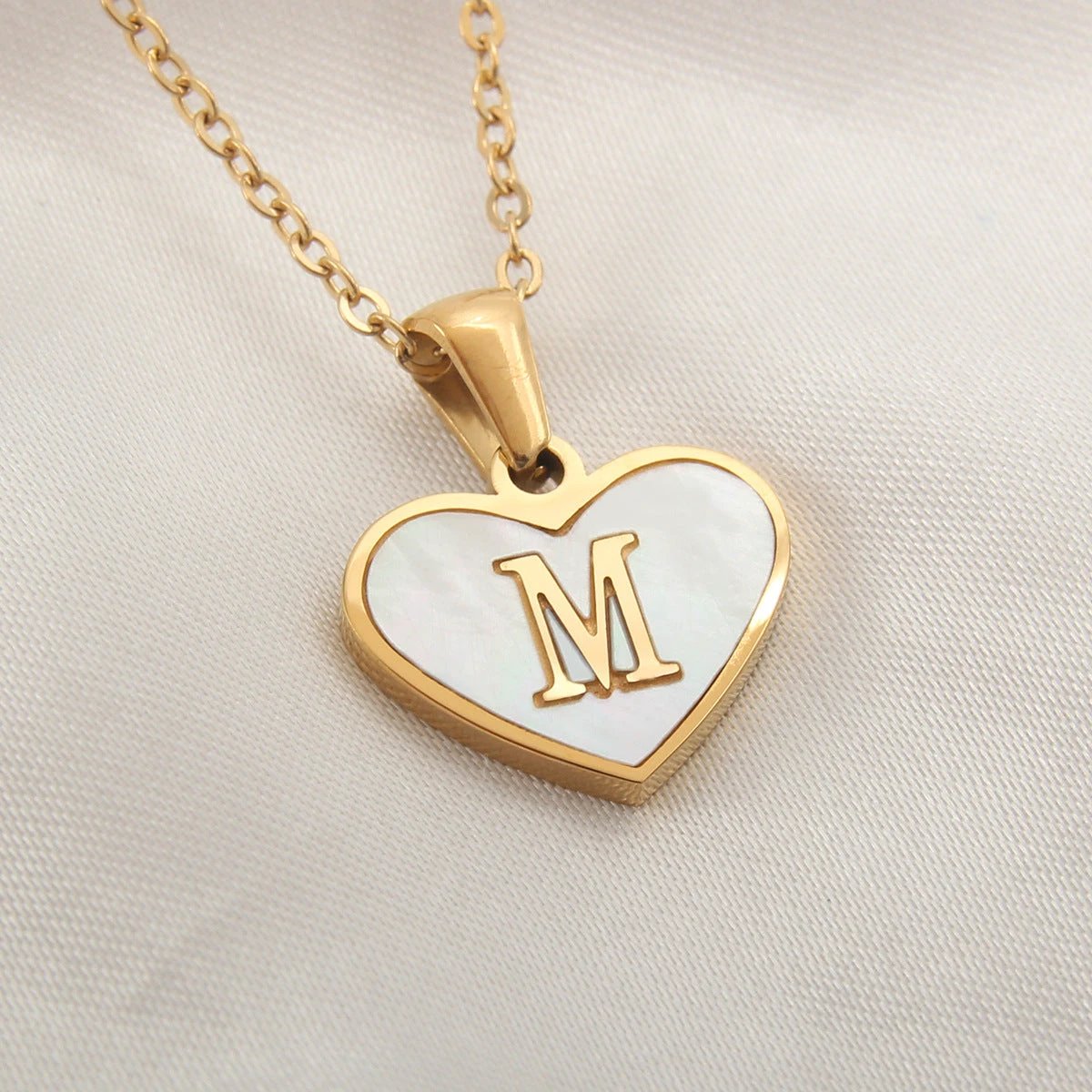 26 Letter Heart-shaped Necklace White Shell Love Clavicle Chain Fashion Personalized Necklace For Women Jewelry Valentine's Day - MANDOTOS