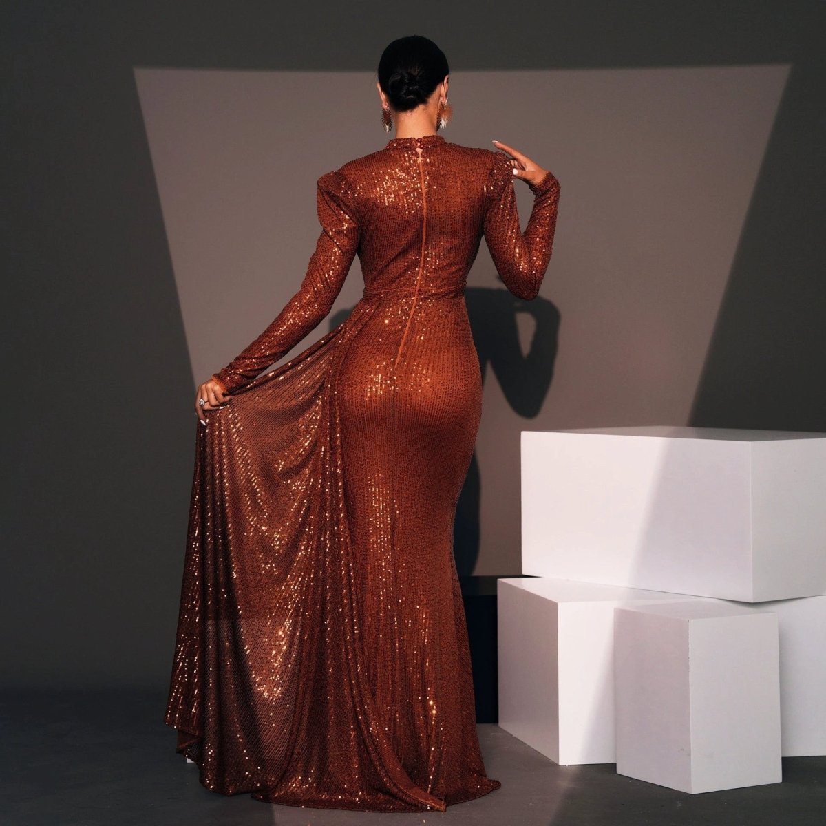Long Sleeve Round Neck Sexy Slim Long Sequined Banquet Dress MANDOTOS