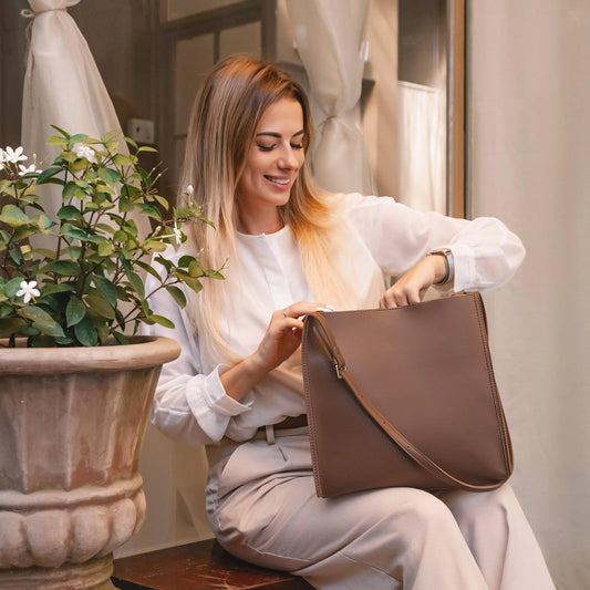 Olives Vegan Leather Tote - MANDOTOS