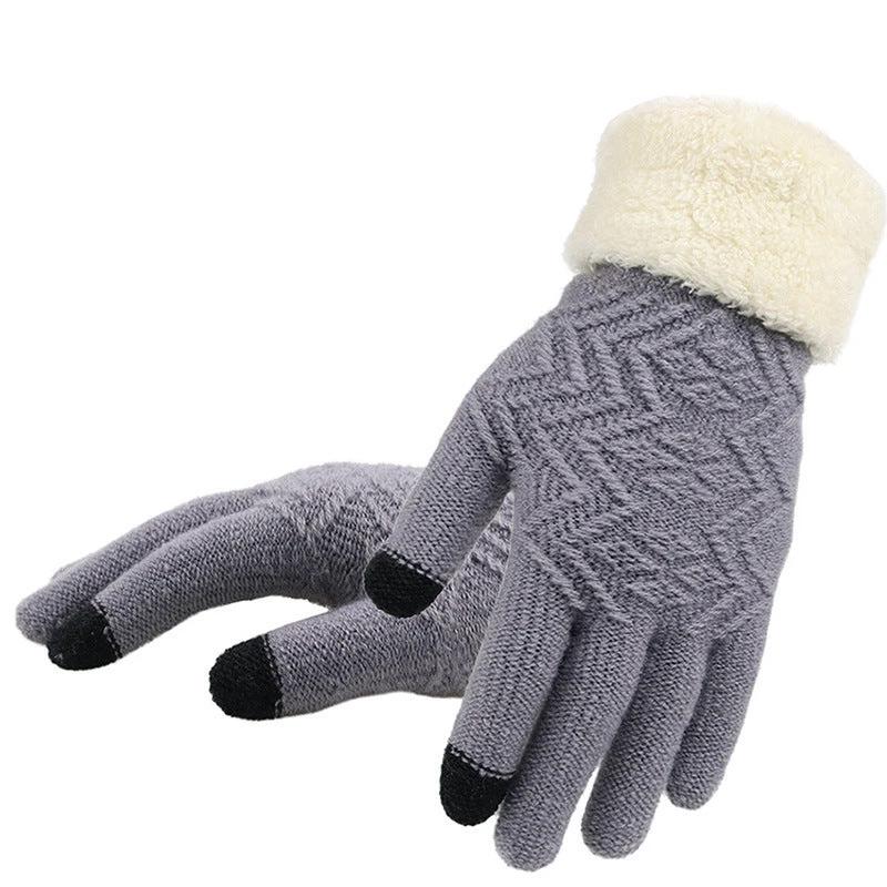 Winter knitted gloves MANDOTOS