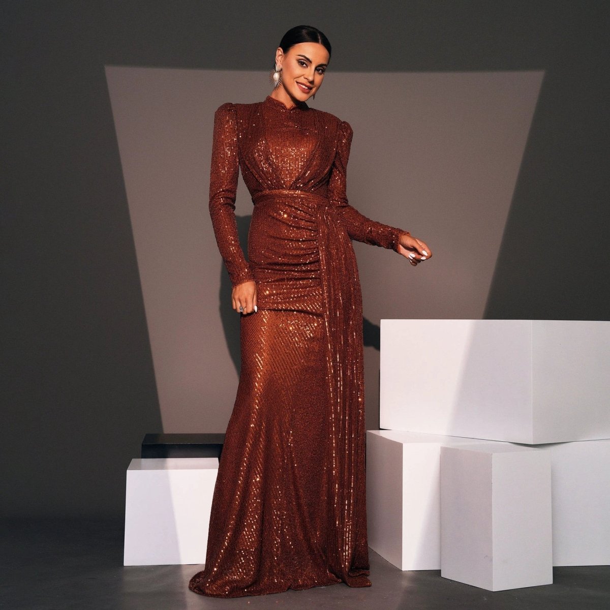Long Sleeve Round Neck Sexy Slim Long Sequined Banquet Dress MANDOTOS