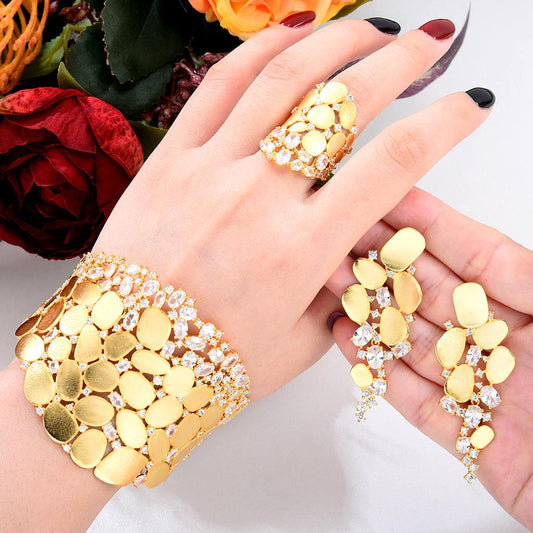 "New Fashion New Noble Luxury Bangle Earrings Ring - MANDOTOS"