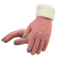 Winter knitted gloves MANDOTOS