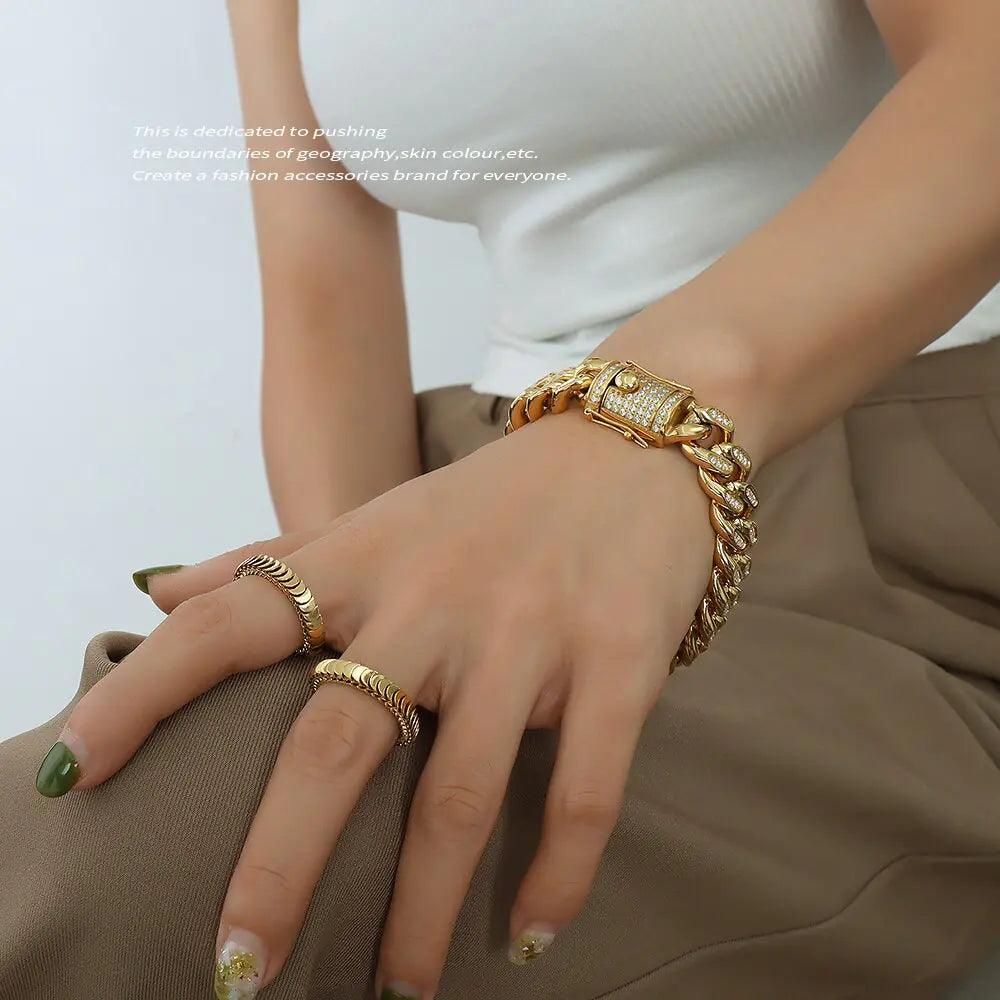 TOSOKO 18K Gold Plated Cuban Chain Set with Zircon - MANDOTOS