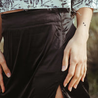 Satin Crown Skirt - Versatile style for every occasion -