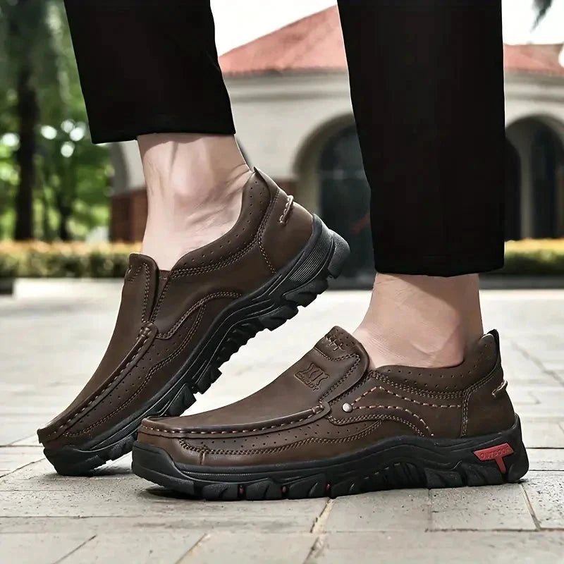 Handmade Leather Men Shoes Casual Outdoor Slip On Loafers Men Leather Shoes Flats Moccasins Walking Shoes Non-Slip Dropshipping MANDOTOS