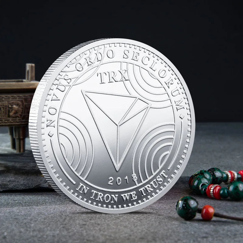 Bitcoin BTC ETH ADA XLM SHIB DOGE XRP SOL DOT LINK LTC UNI Coin Physical Metal Crypto Currency Coin Collection with Plastic Case