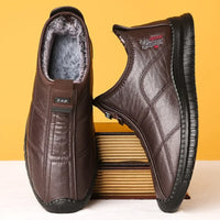 Winter men's boots are warm waterproof non slip thick walking boots, and oversized work shoes for men aged 38-48 platform boots
