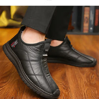 Winter men's boots are warm waterproof non slip thick walking boots, and oversized work shoes for men aged 38-48 platform boots