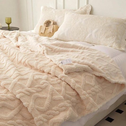 Cozy Coral Fleece Blanket - Your Perfect Multi-Purpose Companion - MANDOTOS