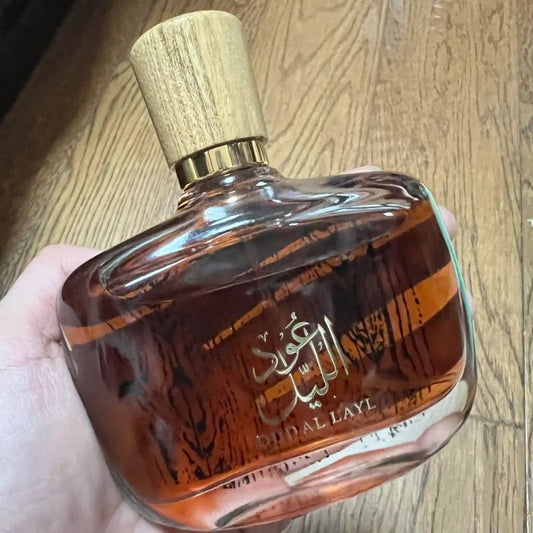 Luxury Arabian Musk Oud & Cedarwood Men's Eau De Toilette - MANDOTOS INTERNATIONAL