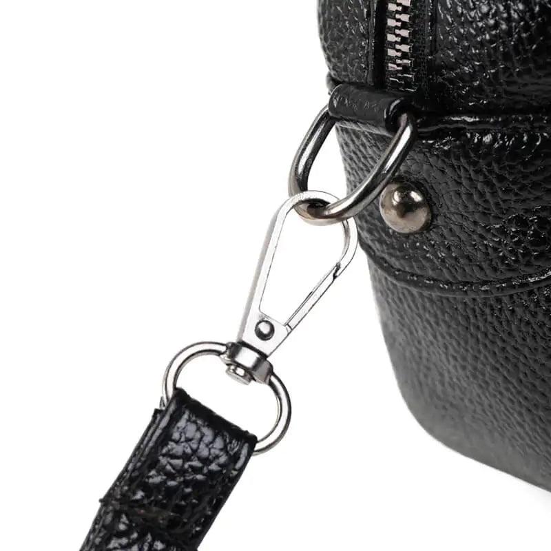 Chic Leather Circle Purse - MANDOTOS