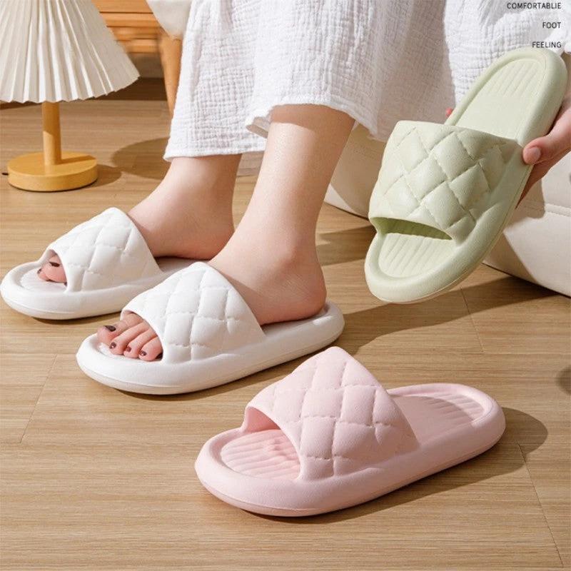 Rhombus Home Slippers - Summer Non-Slip Bathroom Shoes - MANDOTOS