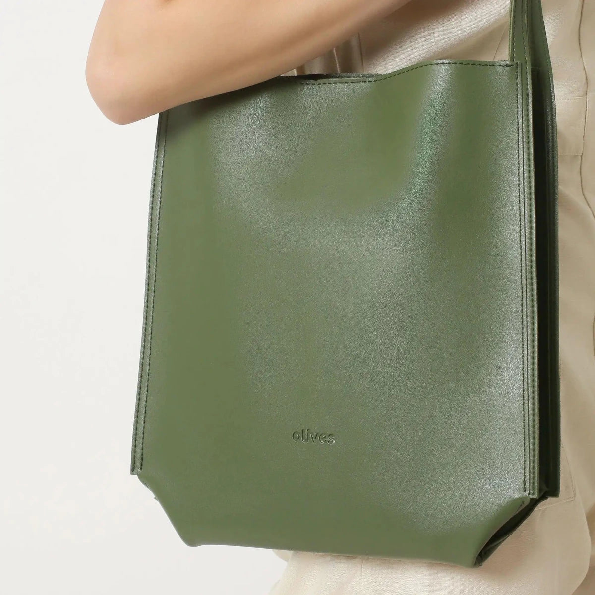 Olives Vegan Leather Tote - MANDOTOS