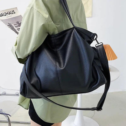 Elegant Leather Carryall - MANDOTOS