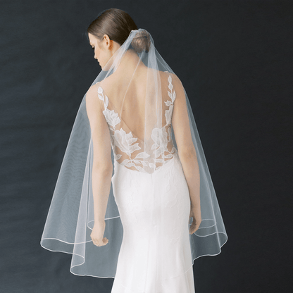 ElegantBride V14 Long Flowing Veil - MANDOTOS