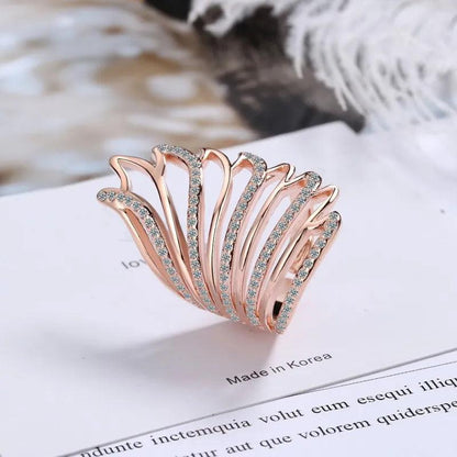 Heavenly Diamond Wing Ring - MANDOTOS