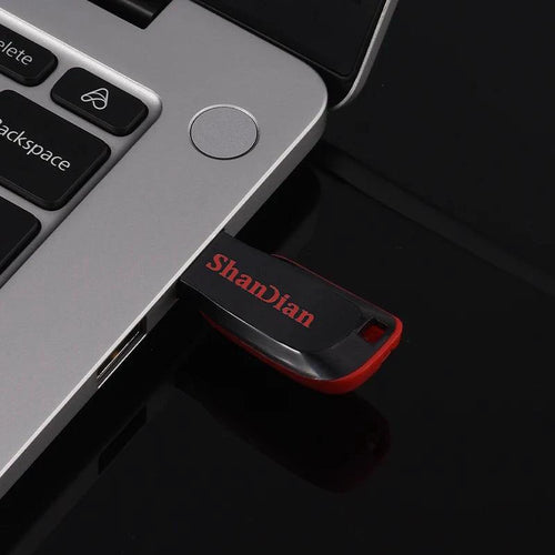Black high-capacity USB 2.0 flash drives from Holland Store, 128GB and 64GB, with keychain and 32GB mini storage memory stick