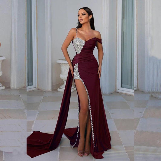 Elegant MANDOTOS evening dress with heavy gilded details, split expansion skirt, perfect for ball or formal events.