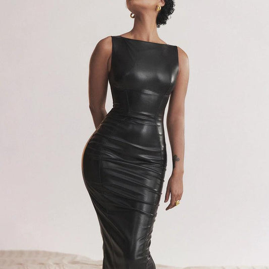 Mandotos European and American style women's autumn dress featuring a new PU leather skirt and split long design.