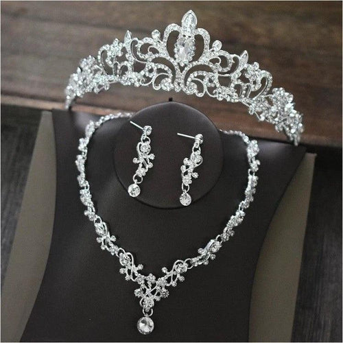 Elegant high-end bridal necklace by MANDOTOS featuring intricate jewelry design for wedding accessories.
