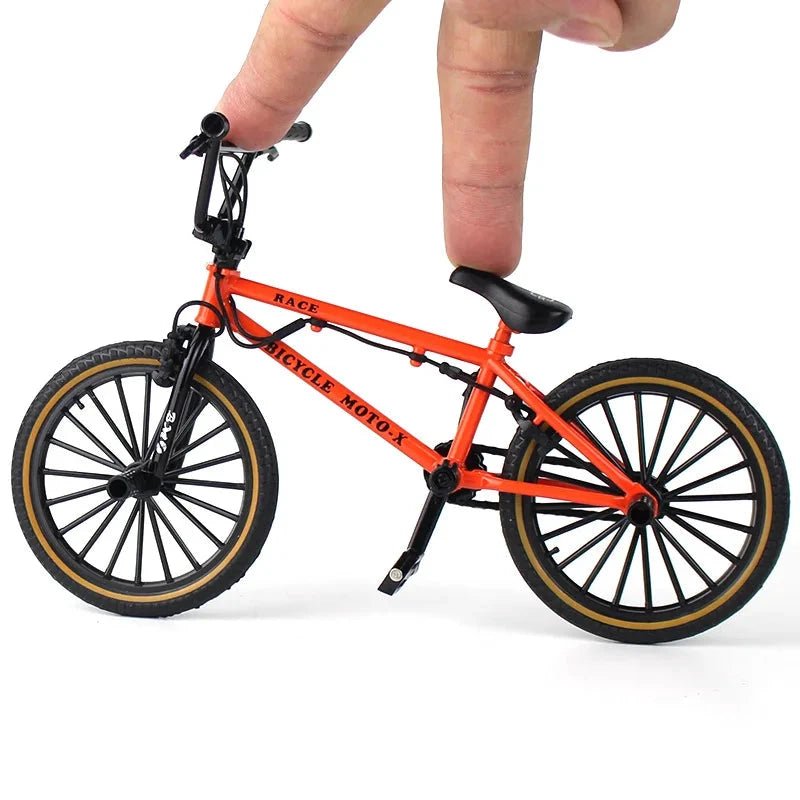 1:8 Mini Alloy Racing Bicycle Diecast Model - Pocket-Sized Adventure 🏍️ - MANDOTOS