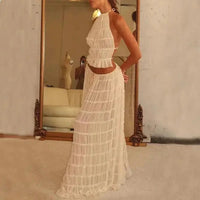 Mandotos 2-piece chic halter dress suit set featuring a stylish halter top and matching skirt for a sophisticated look.